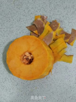 南瓜卷的做法步骤：1