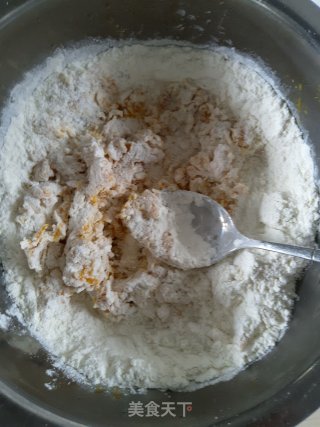 香甜南瓜豆沙饼的做法步骤：2
