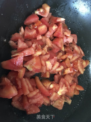 牛肉蔬菜汤的做法步骤：2