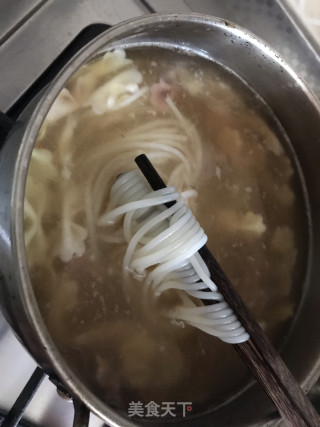 螺蛳粉的做法步骤：3