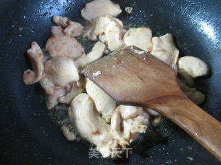 胡萝卜炒鸡胸肉的做法步骤：9