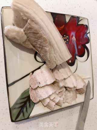 超简单白切肉的做法步骤：1