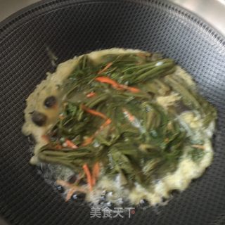 香椿海参煎蛋的做法步骤：8