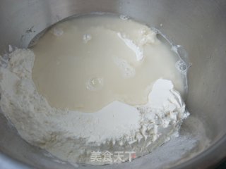 白糖酥饼的做法步骤：2