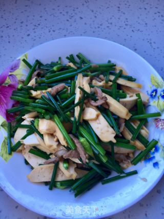 韭苔肉丝炒豆干的做法步骤：10