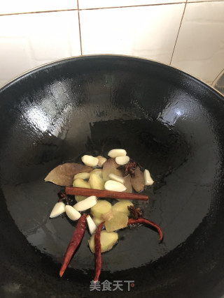 啤酒鸭的做法步骤：2