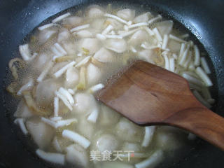 榨菜丝海鲜菇迷迷饺的做法步骤：7