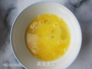 酸甜开胃的西红柿炒鸡蛋的做法步骤：4