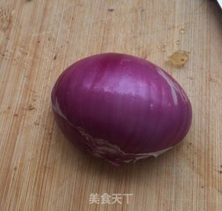 “肉食、荤菜”洋葱番茄炒牛肉的做法步骤：3