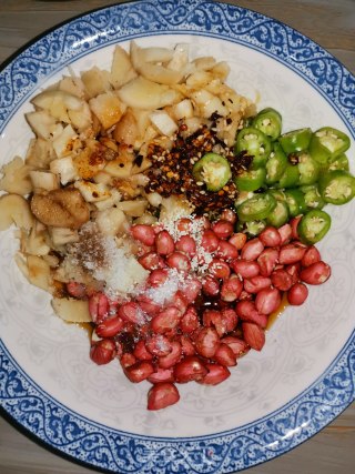 湿花生拌仔姜的做法步骤：5