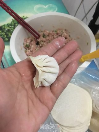 荸荠肉馅饺子的做法步骤：9