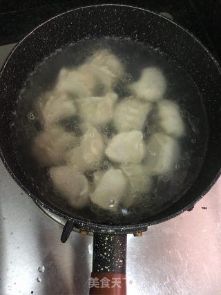 荸荠肉馅饺子的做法步骤：10
