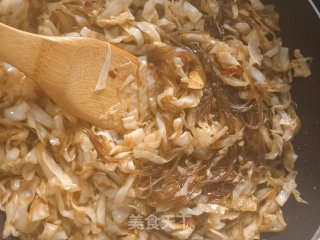 包菜炒粉丝的做法步骤：7