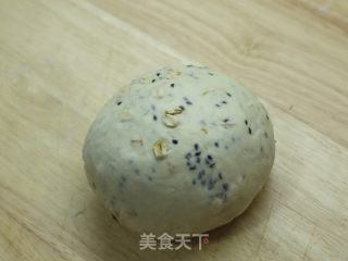 黑芝麻燕麦面包的做法步骤：4
