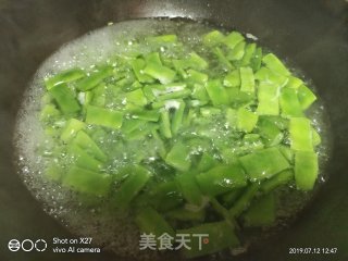 五花肉炒芸豆的做法步骤：1