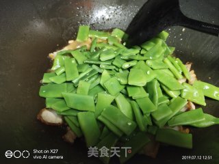 五花肉炒芸豆的做法步骤：5