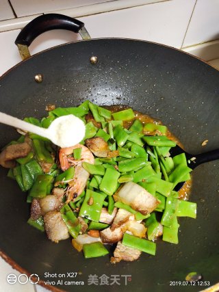 五花肉炒芸豆的做法步骤：7