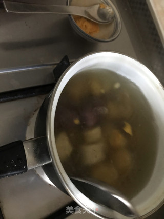 养乐多芋圆仙草的做法步骤：1