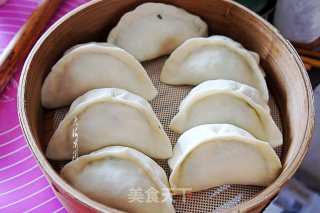 韭菜西葫芦鸡蛋馅蒸饺的做法步骤：9