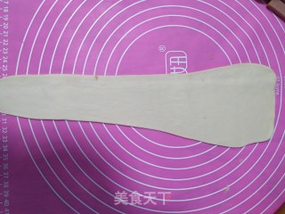 牛角豆沙面包的做法步骤：5