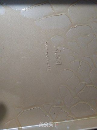 蜂蜜脆底小面包的做法步骤：5