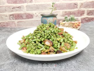 肉丁炒豆角丁的做法步骤：7