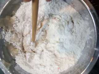 迷你豆沙卷的做法步骤：1