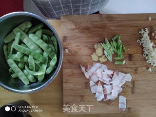 炖芸豆的做法步骤：1