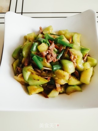 丝瓜炒肉的做法步骤：11