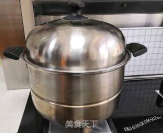 爱吃自制肠又怕麻烦的做它吧！不用肠衣不用灌，还不怕开水煮爆了的做法步骤：15