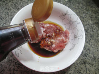 胡萝卜肉末豆腐丸子的做法步骤：4