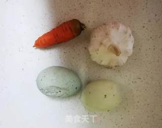 皮蛋菠菜的做法步骤：2