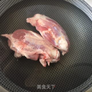 “肉食、荤菜”卤腱子肉的做法步骤：2