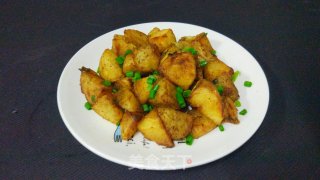 街头小吃孜然土豆（锅巴洋芋）的做法步骤：11