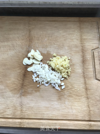 麻椒炒鸡片的做法步骤：3