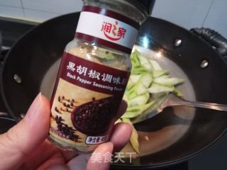 丝瓜炒鸡蛋的做法步骤：5