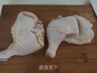 黄焖鸡的做法步骤：1