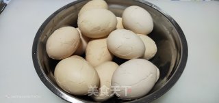 碎纹茶蛋的做法步骤：4