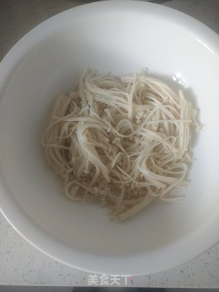 酸汤肥牛的做法步骤：3