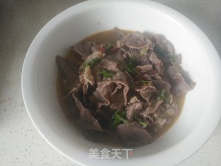 酸汤肥牛的做法步骤：8