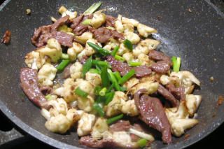 咖喱菜花牛肉片--无肉不欢的做法步骤：7