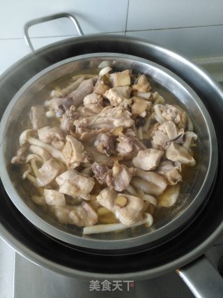 海鲜菌菇蒸鸡的做法步骤：6