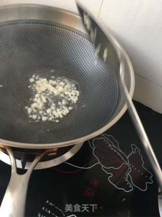 蒜蓉空心菜的做法步骤：3