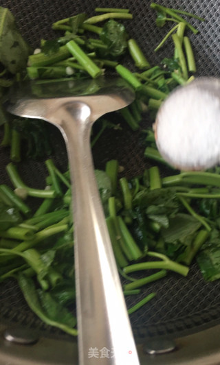 蒜蓉空心菜的做法步骤：5