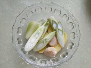 土豆炖排骨的做法步骤：6