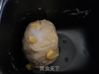 芝士卷边披萨的做法步骤：2
