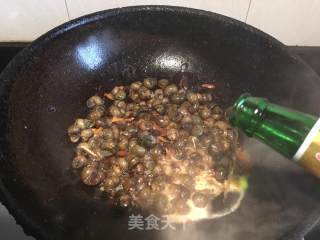 爆炒螺蛳的做法步骤：6
