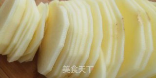 麻辣土豆片的做法步骤：1