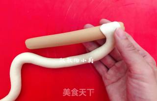 肠仔包的做法步骤：8