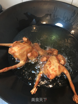 脆皮乳鸽的做法步骤：5